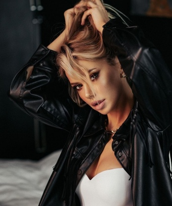 Анкета проститутки Орнела - Фото, г. Балыктах, 25 лет, №2659